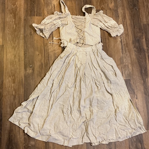 Vintage German Country Outfit - Picture 4 of 8